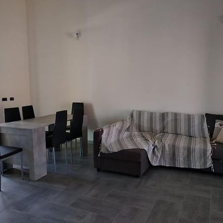 La Casa Del Sole - Casa Vacanze Uri Esterno foto