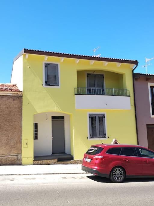 La Casa Del Sole - Casa Vacanze Uri Esterno foto